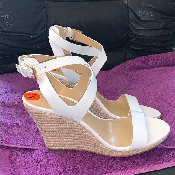 Michael Kors white open-toe wedge espadrilles - Picture 3 of 4